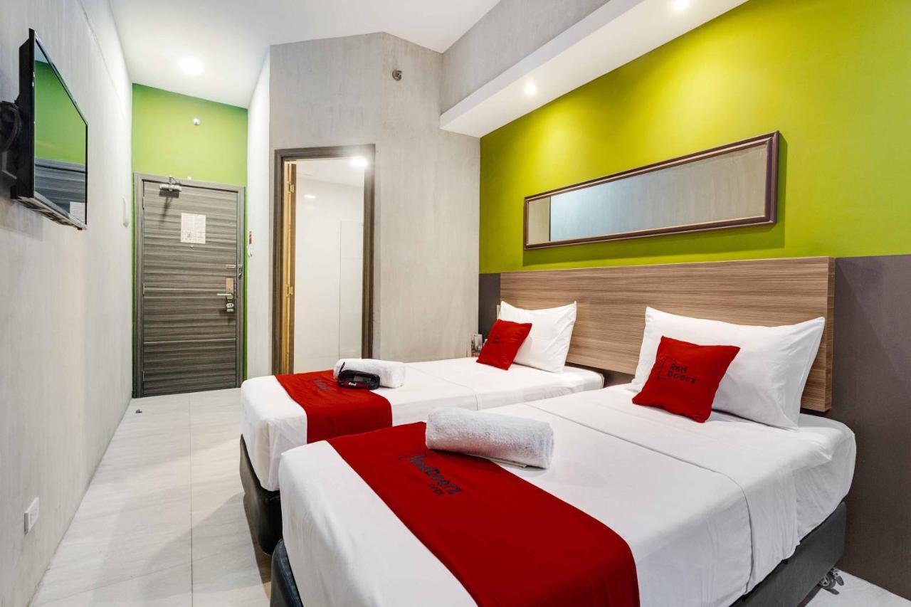 Reddoorz Plus @ Jones Avenue Cebu Hotel Екстериор снимка